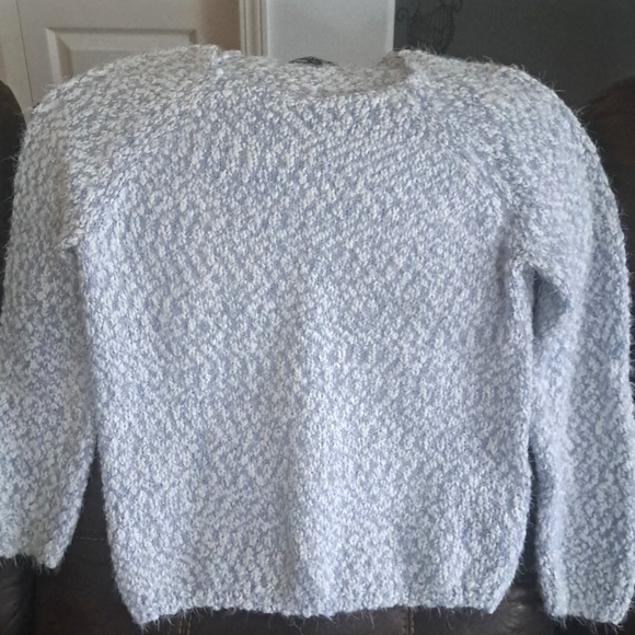 Size XL Womans Sweater New Without Tags - Picture 5 of 11